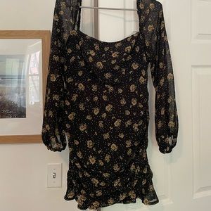 Princess Polly floral black dress. Size 6 US